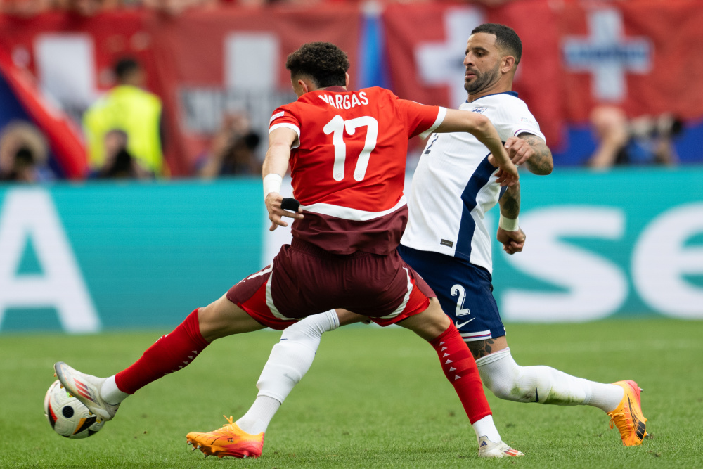 快速反击的 快速反击的