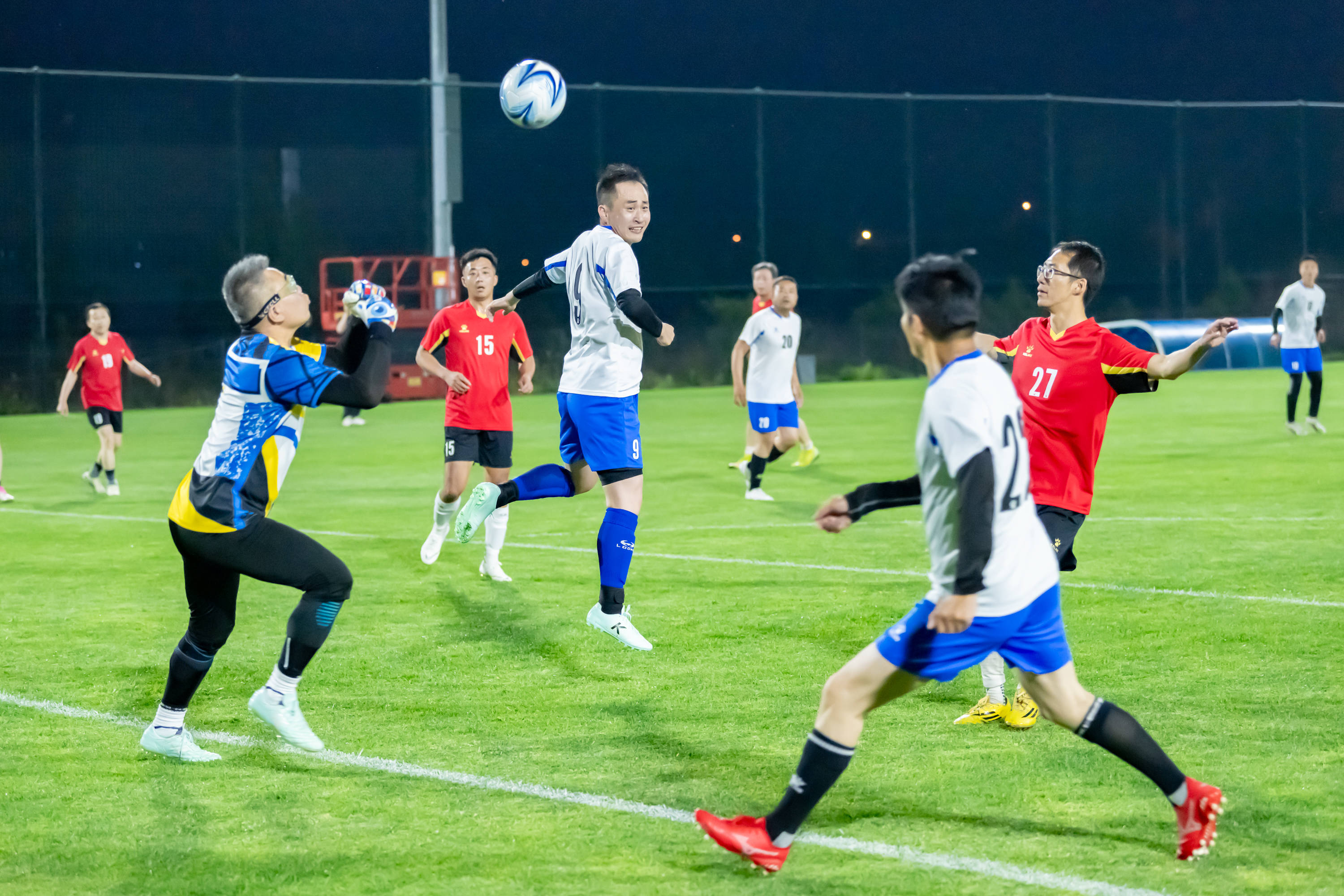 媒体上分享 媒体上分享